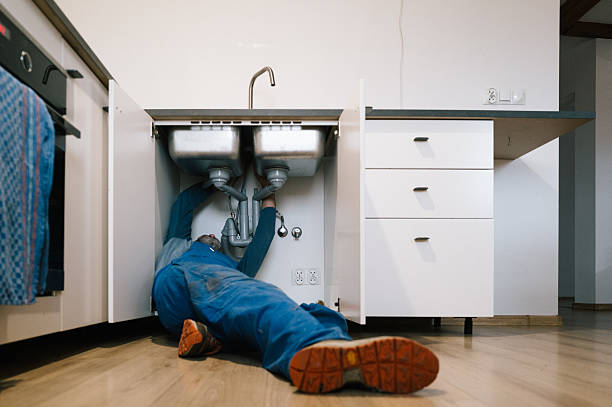 Professional Drain Cleaning technician working in Lynbrook, NY